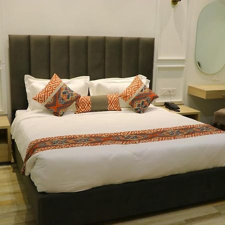 Elegance Regency Hotel Khanna  Luaran gambar